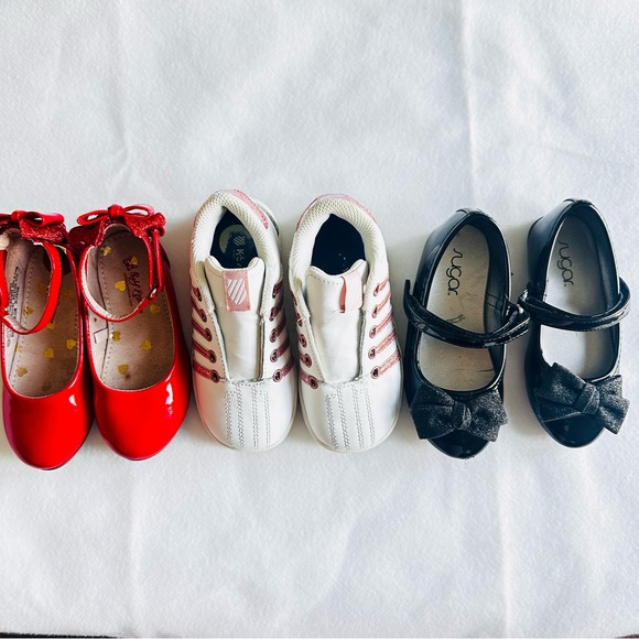 Pack of three pairs of shoes for girls size 8, in perfect condition - Picture 10 of 15